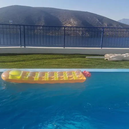 Gefen Villa *